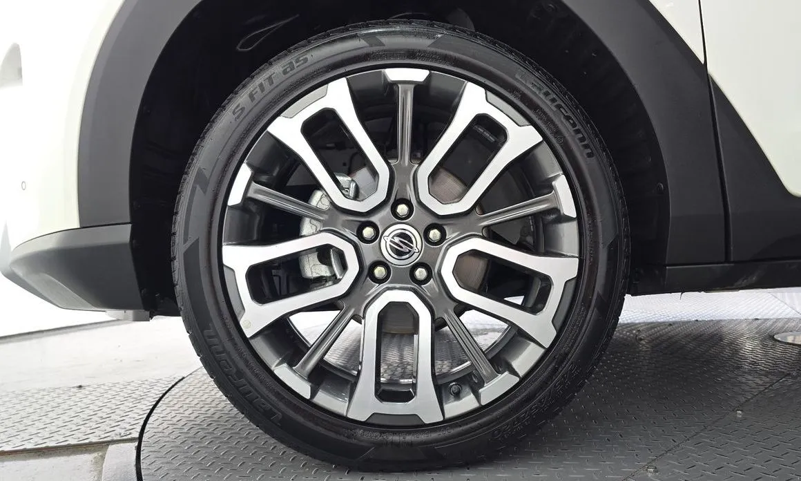 KG Mobility (Ssangyong) Torres — фото 3