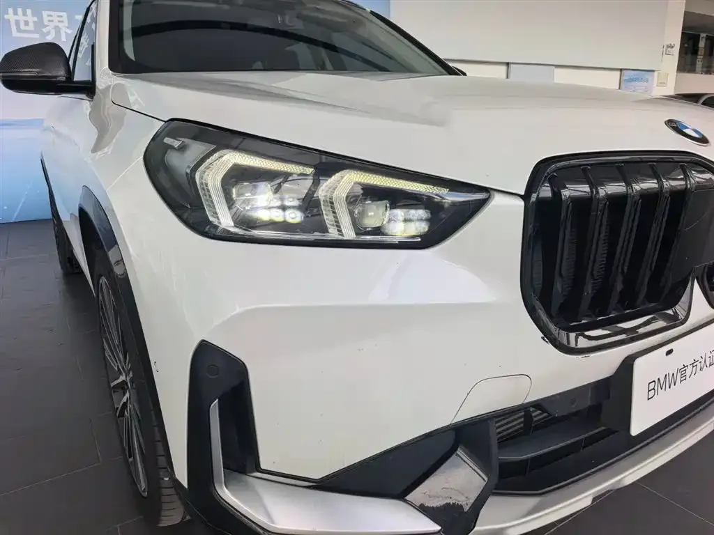 BMW X1 — фото 6