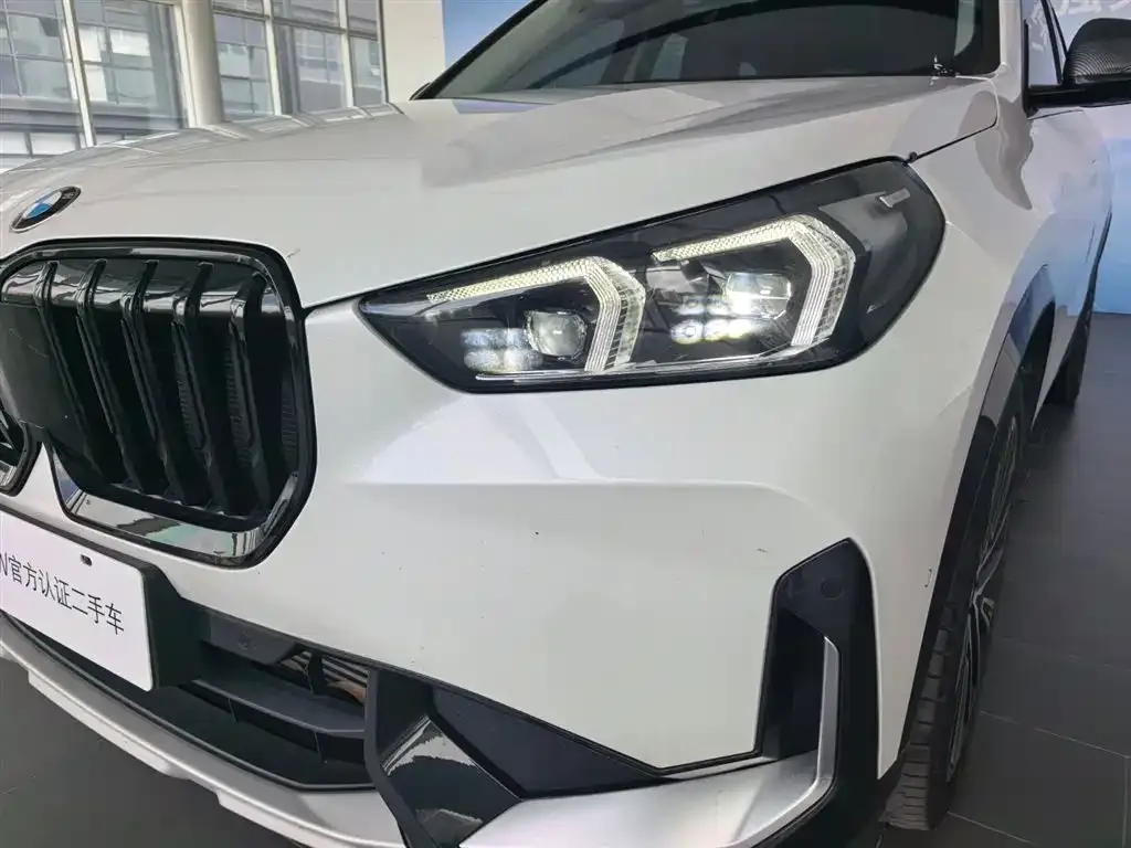 BMW X1 — фото 4
