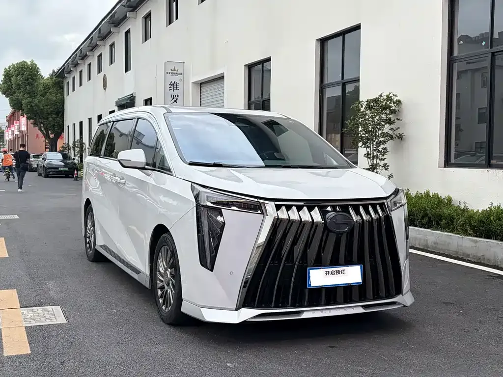 GAC Motor Trumpchi M8 — фото 1