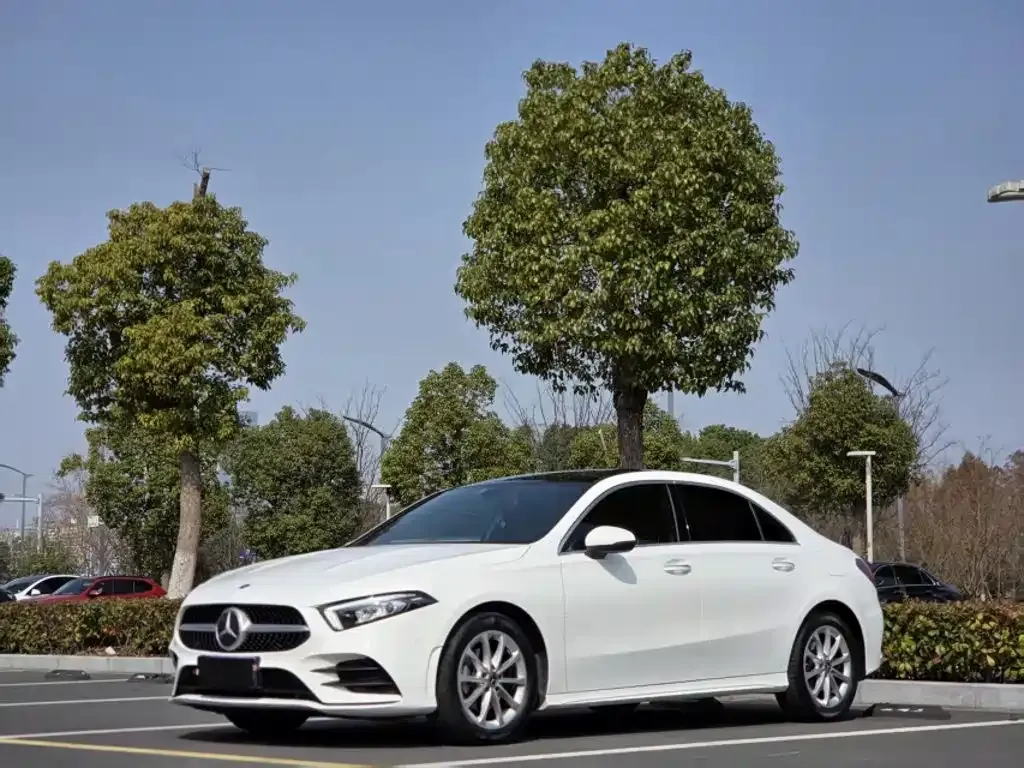 Mercedes-Benz A-Class — фото 1