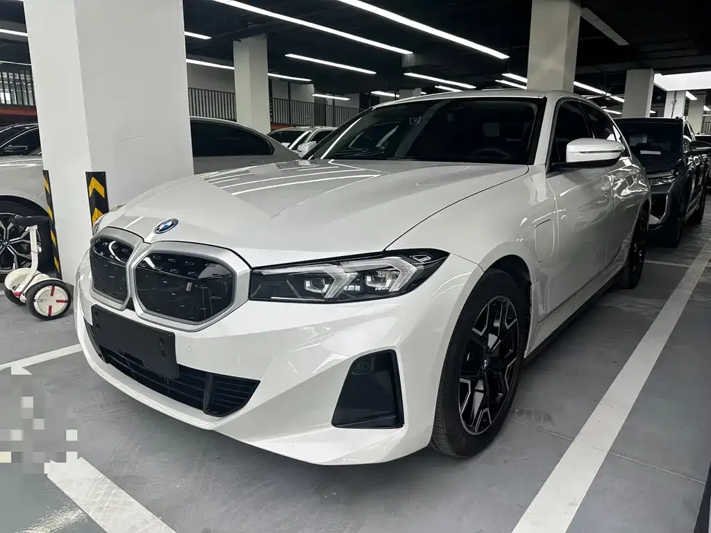 BMW i3 — фото 1