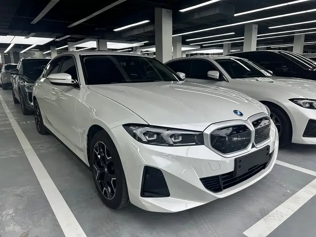 BMW i3 — фото 10