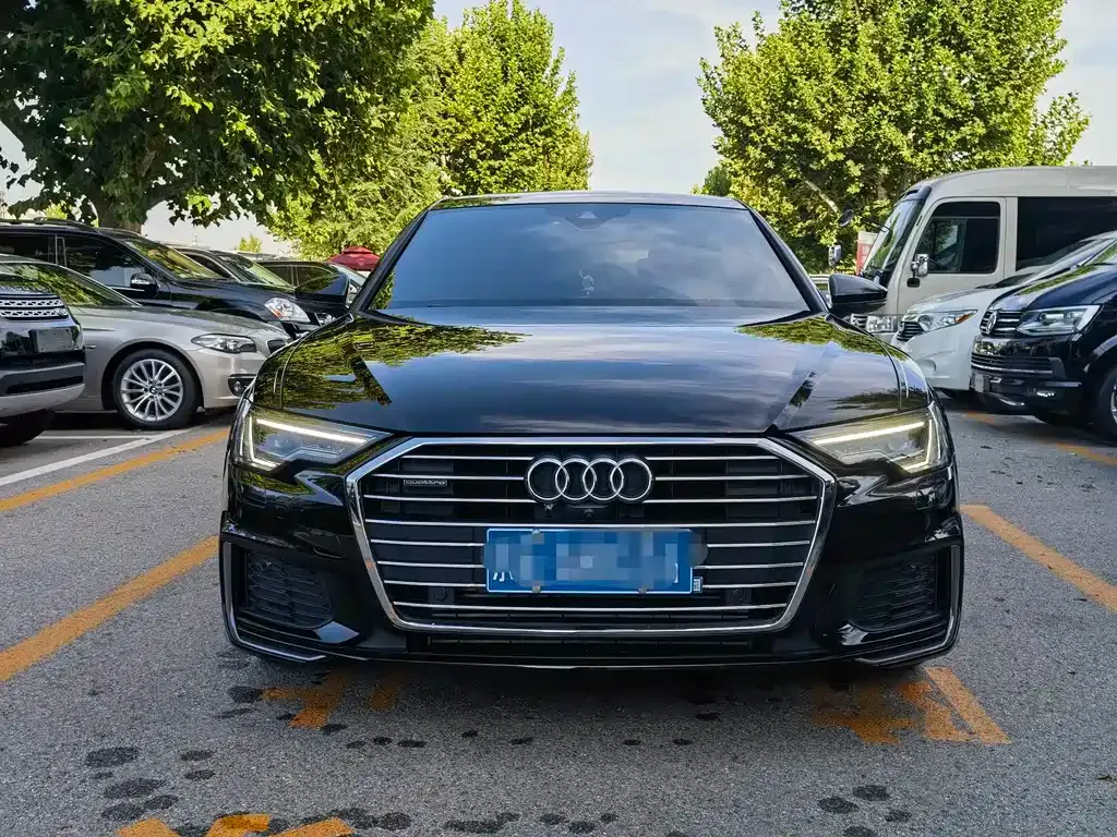 Audi A6L — фото 9