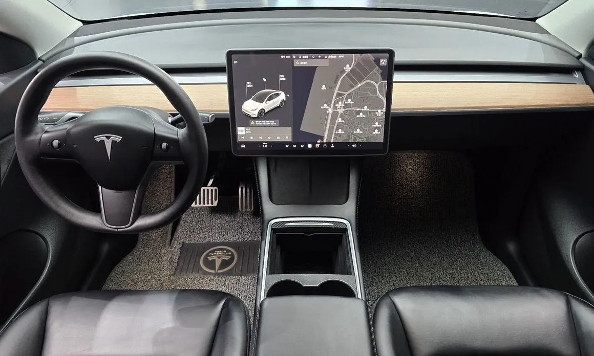 Tesla Model Y — фото 7
