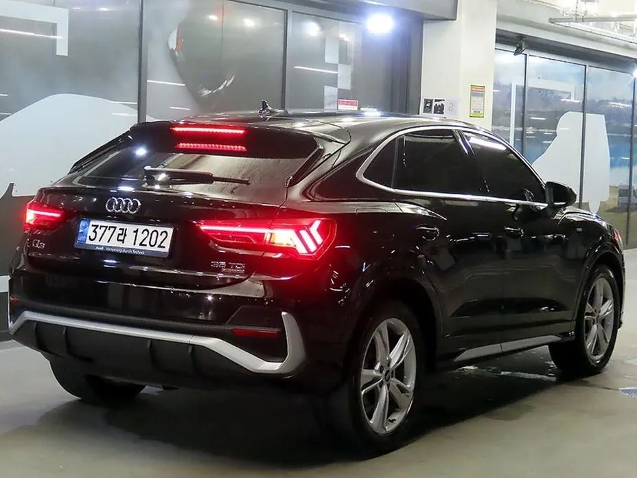 Audi Q3 — фото 5