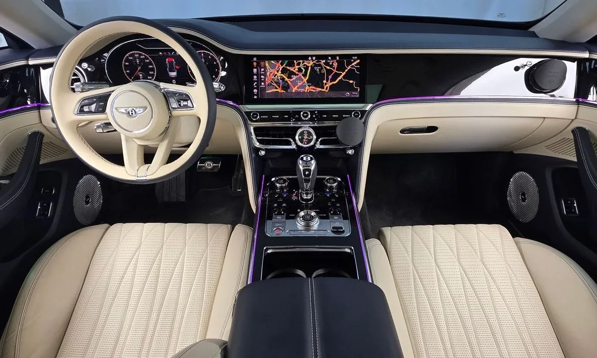 Bentley Flying Spur — фото 6