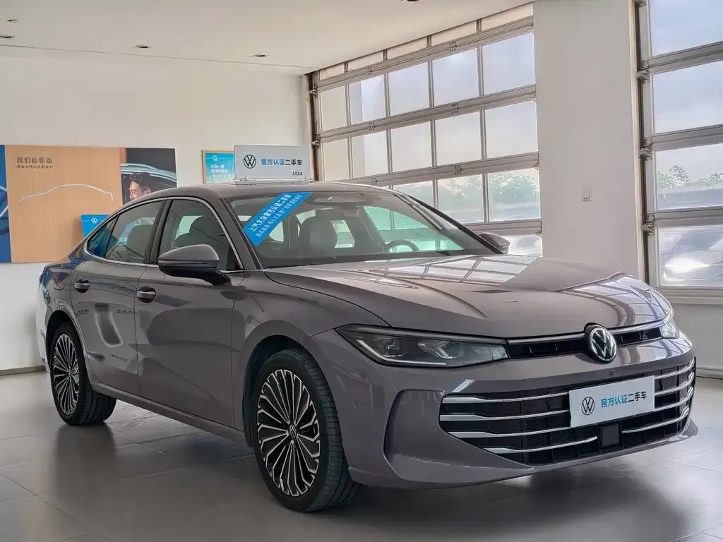 Volkswagen Passat — фото 10