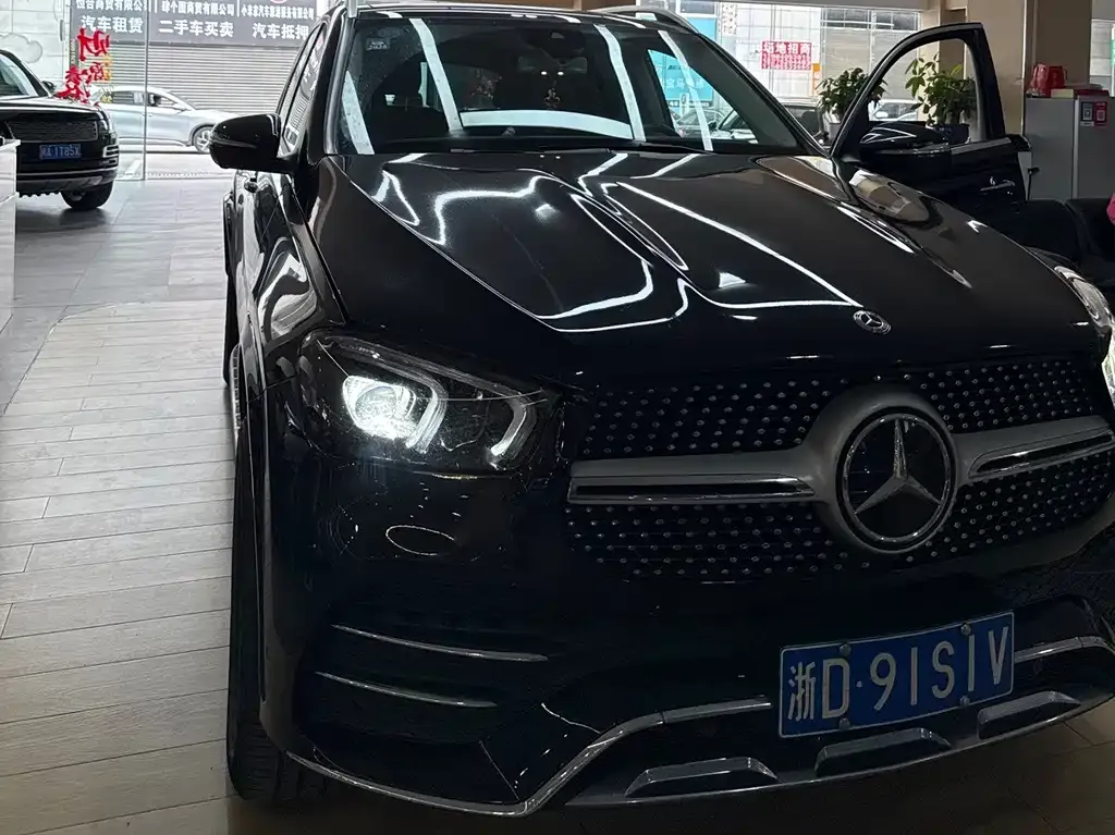 Mercedes-Benz GLE (Import) — фото 1