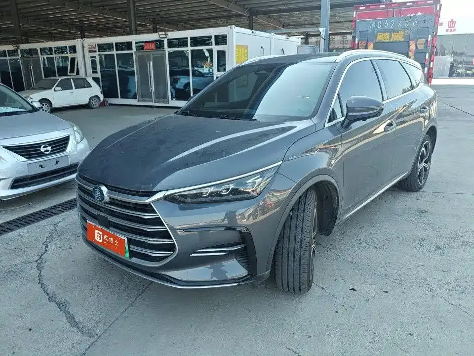 BYD Tang New Energy — фото 1