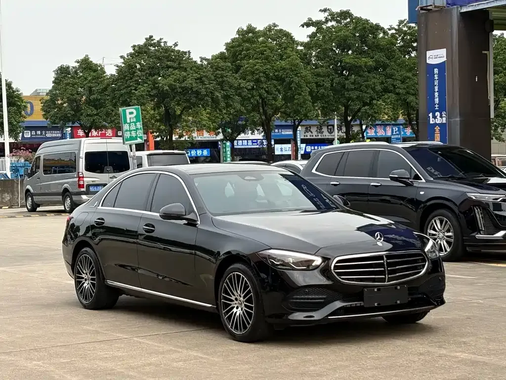 Mercedes-Benz C-Class — фото 10
