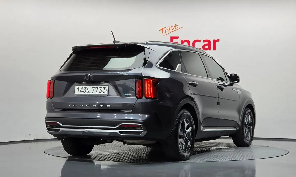 Kia Sorento — фото 5