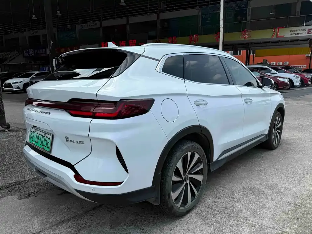 BYD PLUS New Energy — фото 4