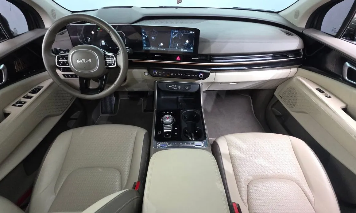 Kia Carnival — фото 4