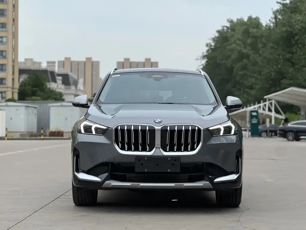 BMW X1 — фото 2