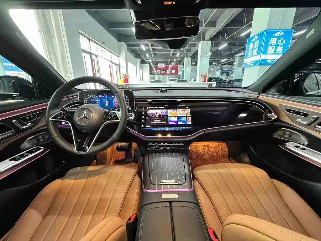 Mercedes-Benz E-Class — фото 5