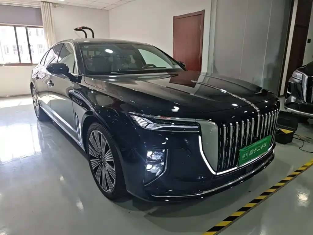 Hongqi H9 — фото 10