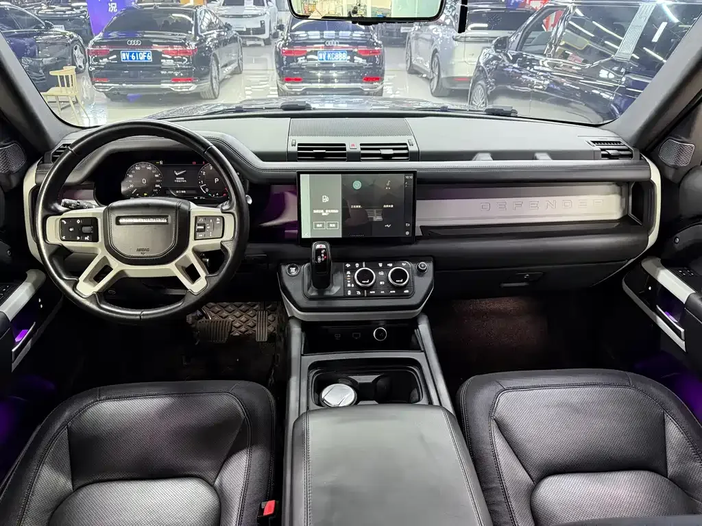 Land Rover Defender — фото 6