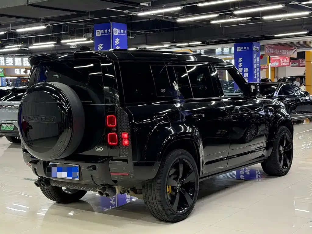 Land Rover Defender — фото 5