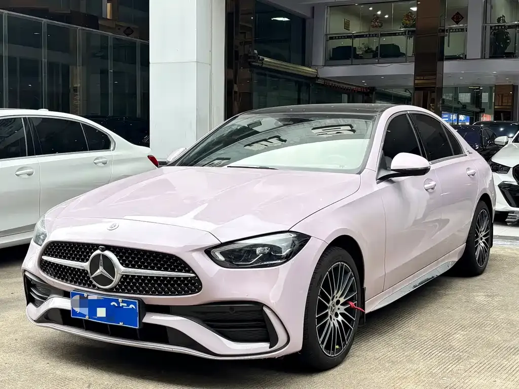 Mercedes-Benz C-Class — фото 1
