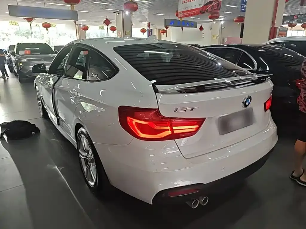 BMW 3 Series GT — фото 9