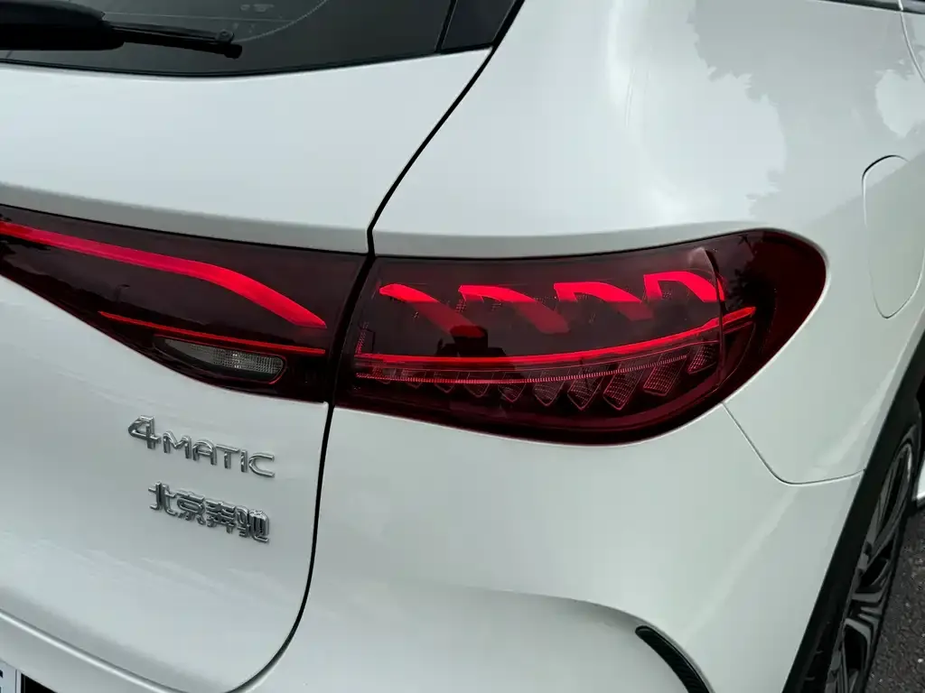 Mercedes-Benz EQE SUV — фото 2