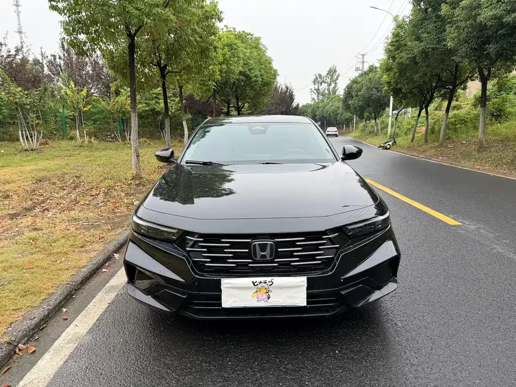 Honda Accord — фото 9