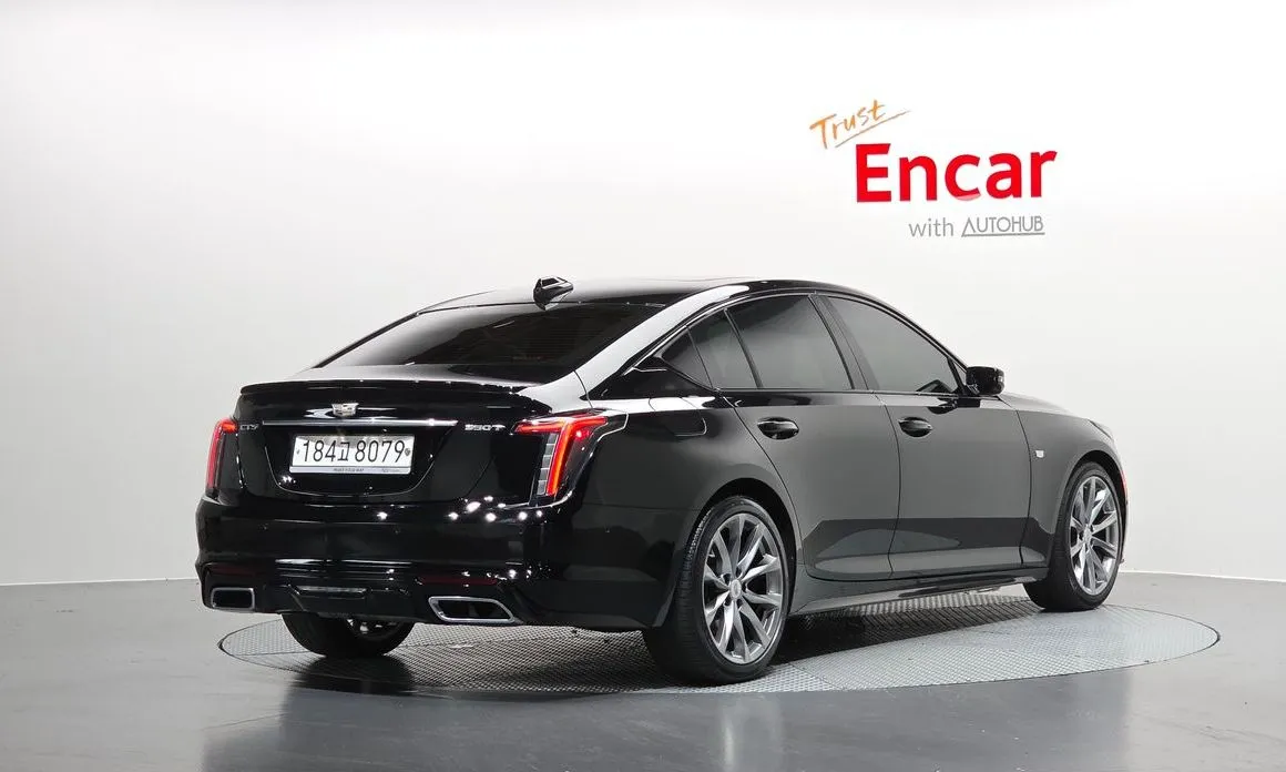 Cadillac CT5 — фото 5
