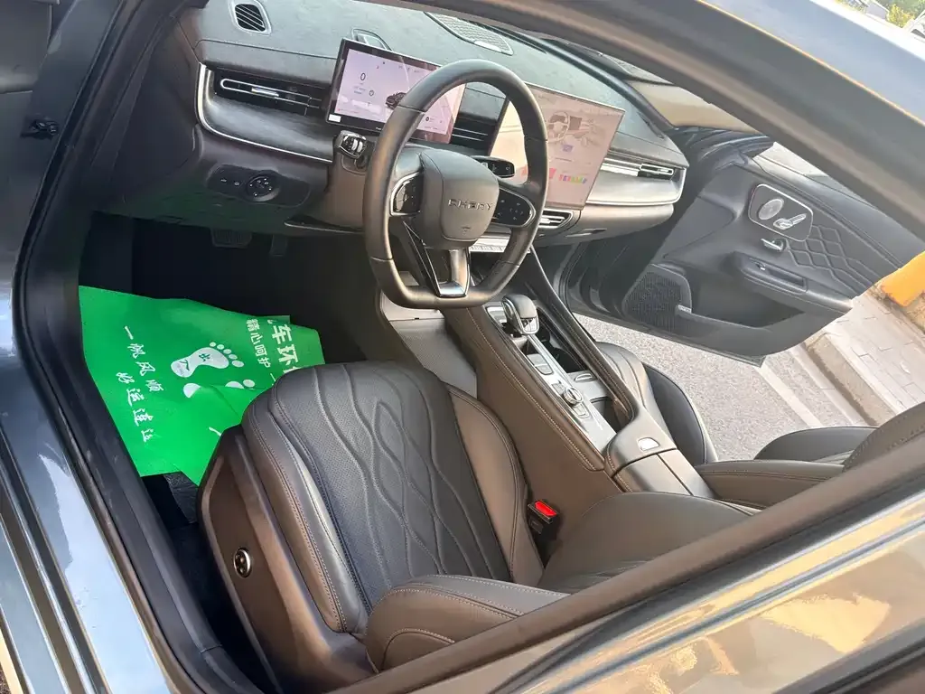 Chery Arrizo 8 PRO — фото 10