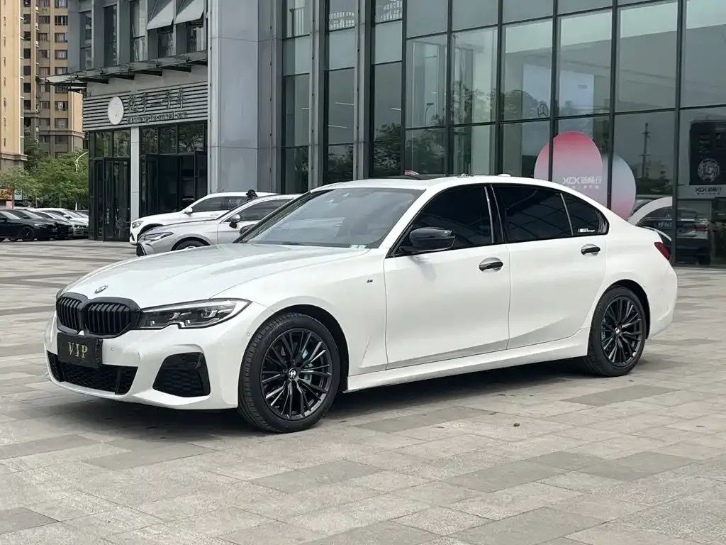 BMW 3 Series — фото 1