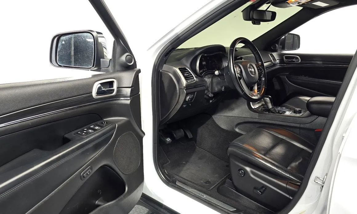 Jeep Cherokee — фото 2