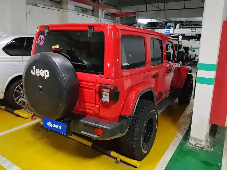 Jeep Wrangler — фото 7