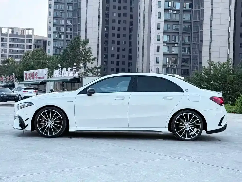 Mercedes-Benz A-Class AMG — фото 9