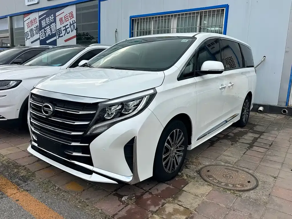 GAC Motor Trumpchi M8 — фото 1
