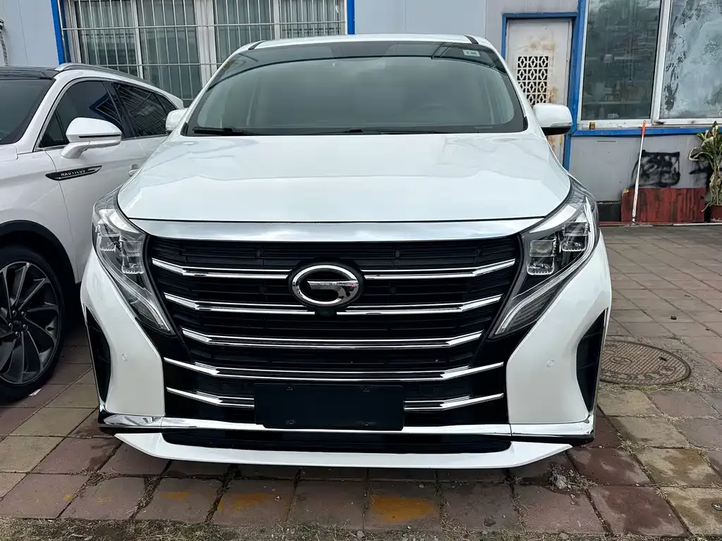 GAC Motor Trumpchi M8 — фото 7
