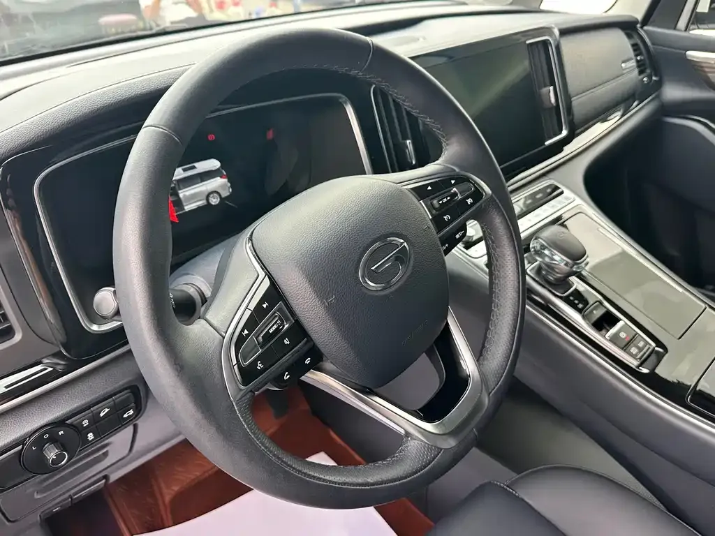 GAC Motor Trumpchi M8 — фото 10