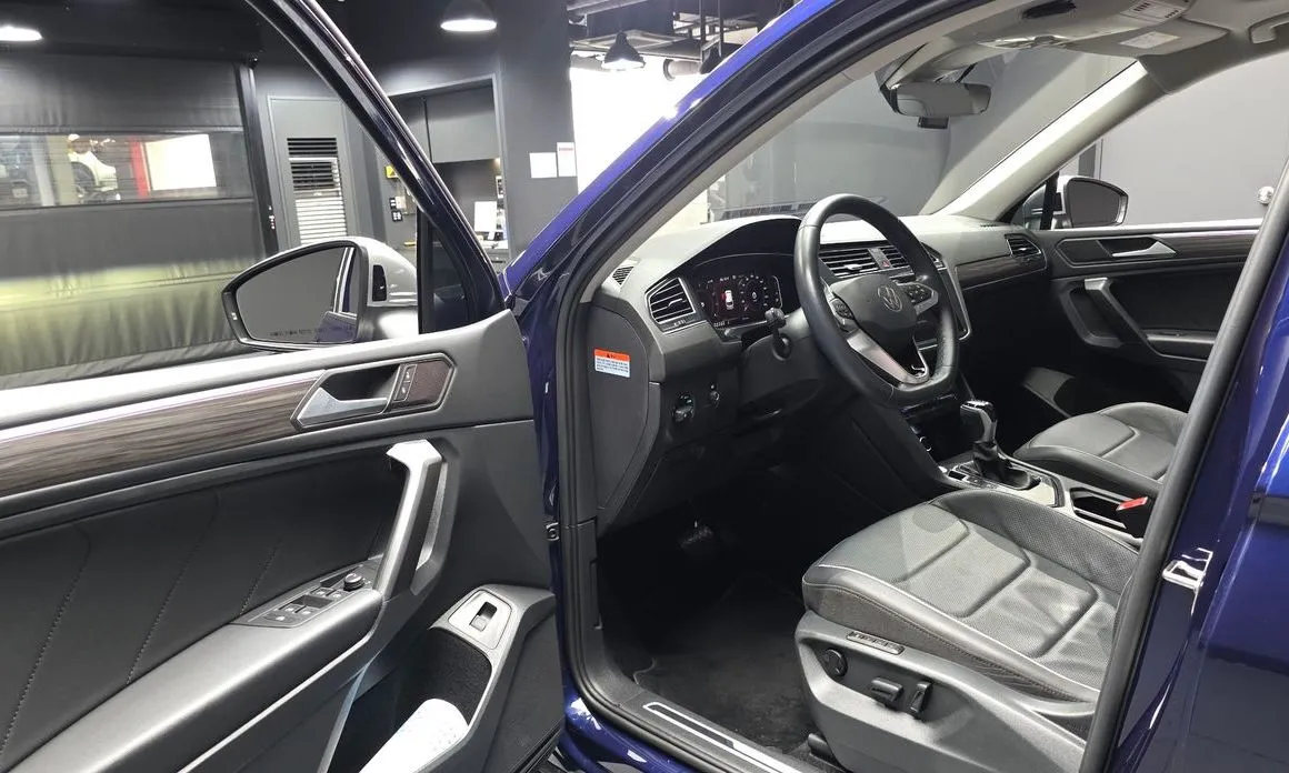 Volkswagen Tiguan — фото 6