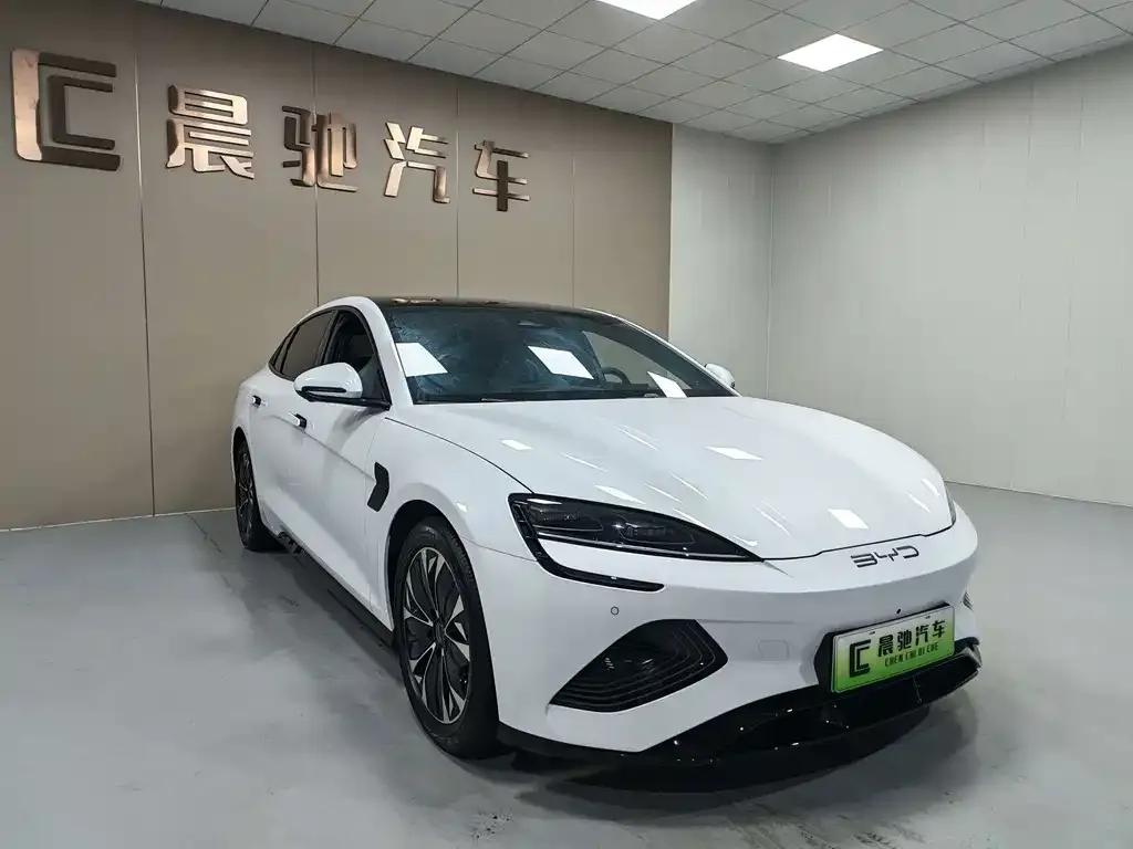 BYD Seal — фото 7