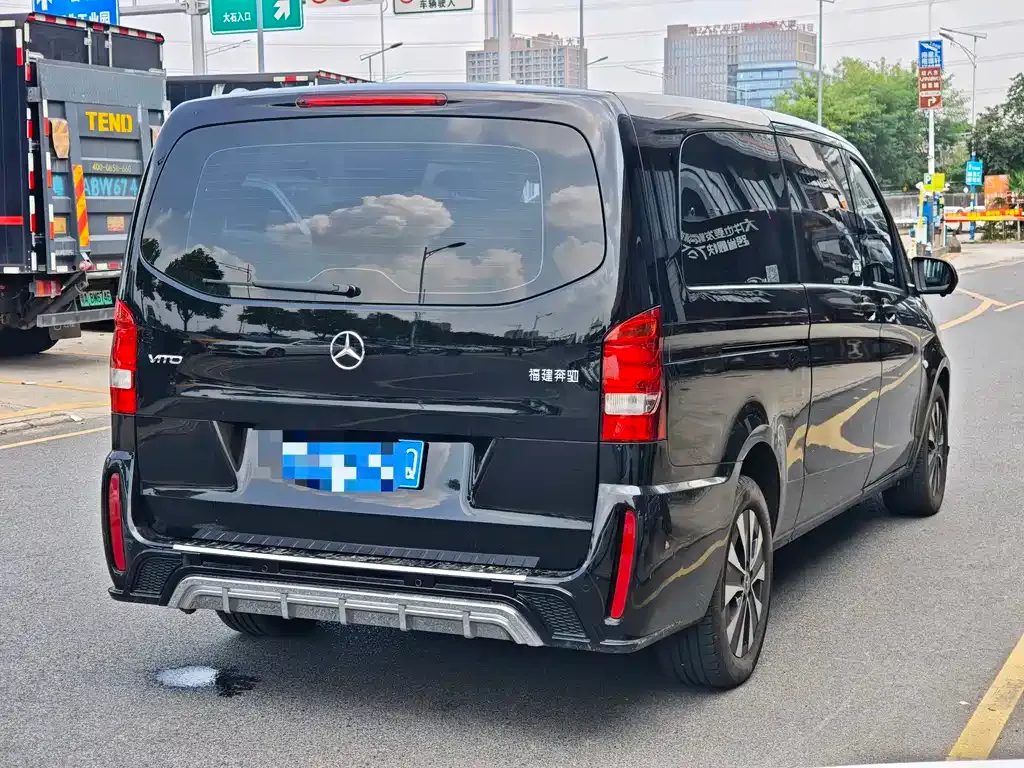Mercedes-Benz Vito — фото 10