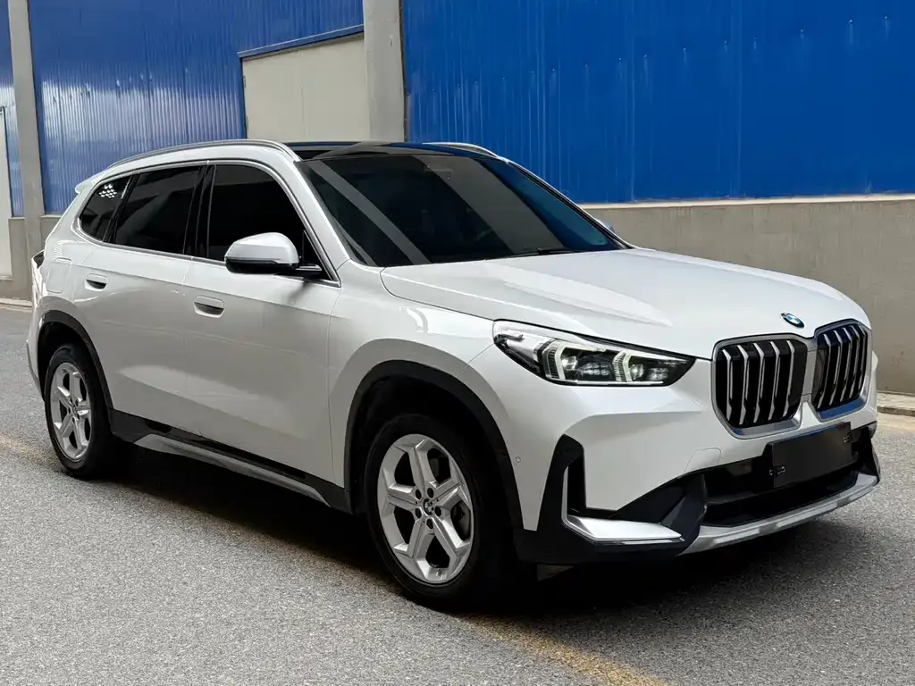 BMW X1 — фото 3