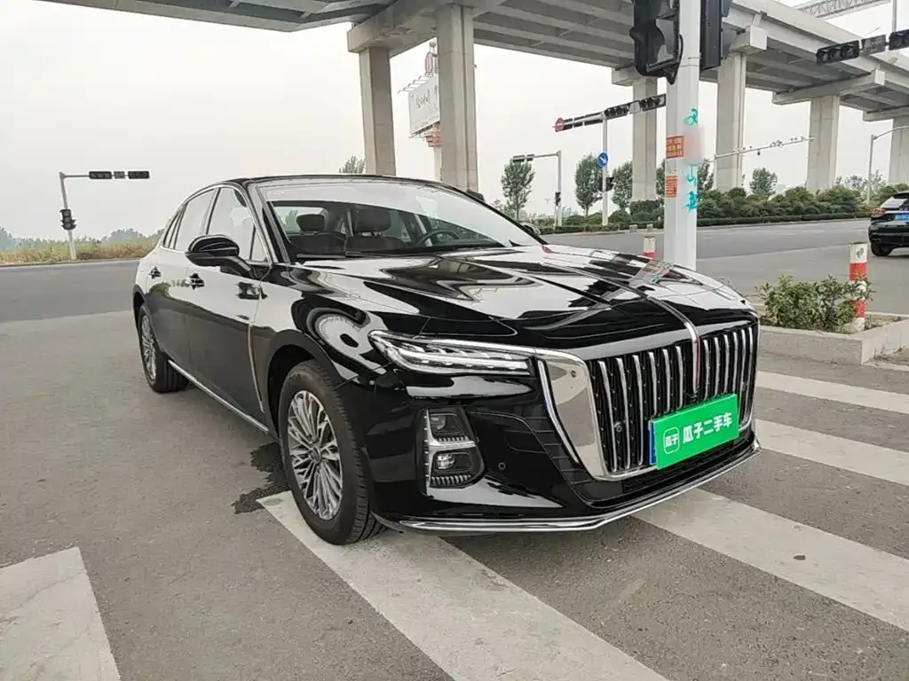 Hongqi H5 — фото 6