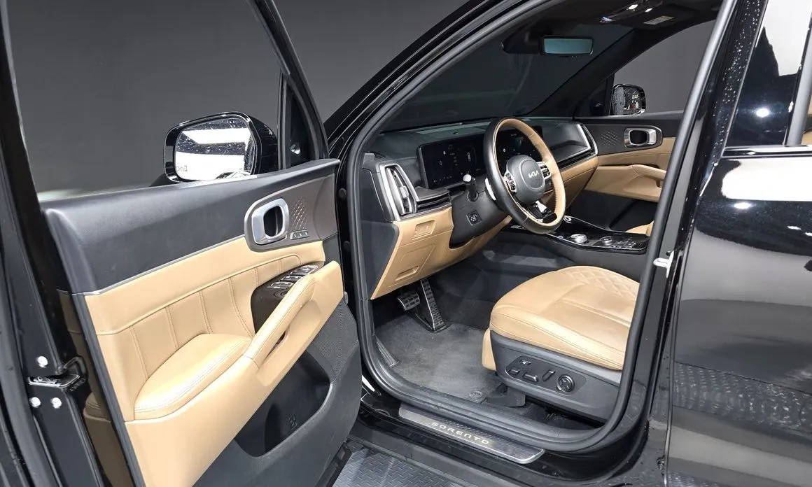 Kia Sorento — фото 5
