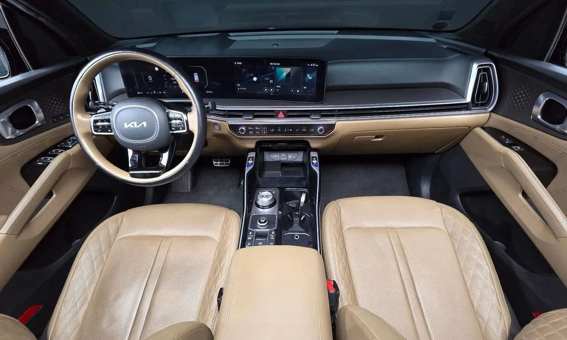 Kia Sorento — фото 6