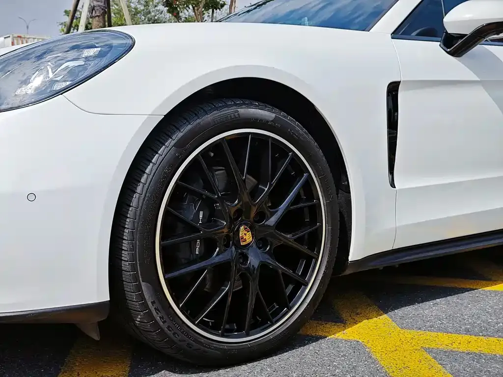Porsche Panamera — фото 2