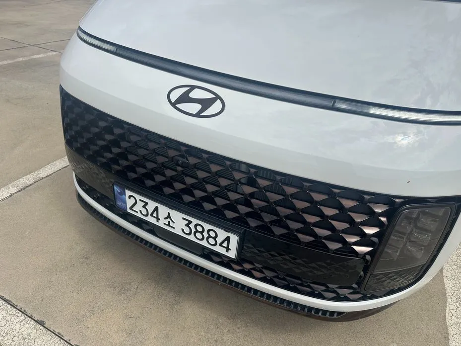 Hyundai Staria — фото 2