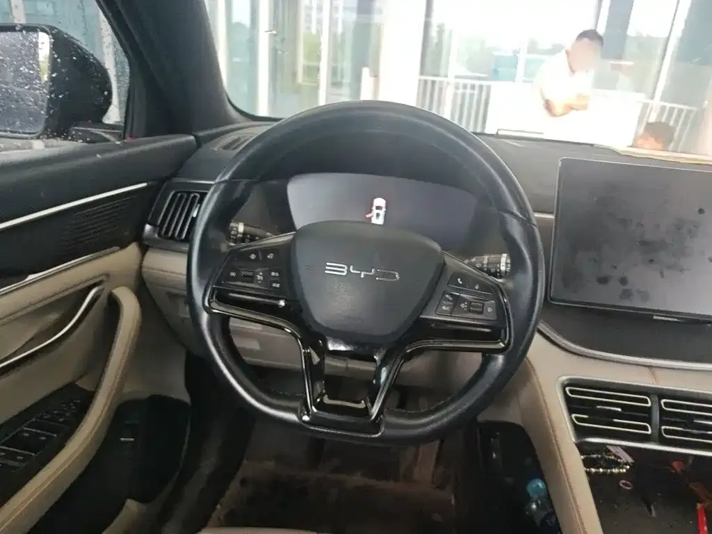 BYD PLUS New Energy — фото 5