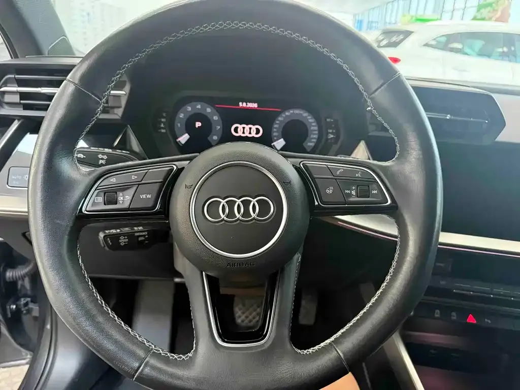 Audi A3 — фото 2