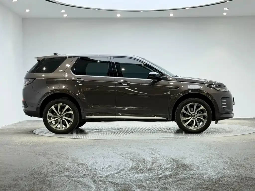 Land Rover Discovery Sport — фото 2
