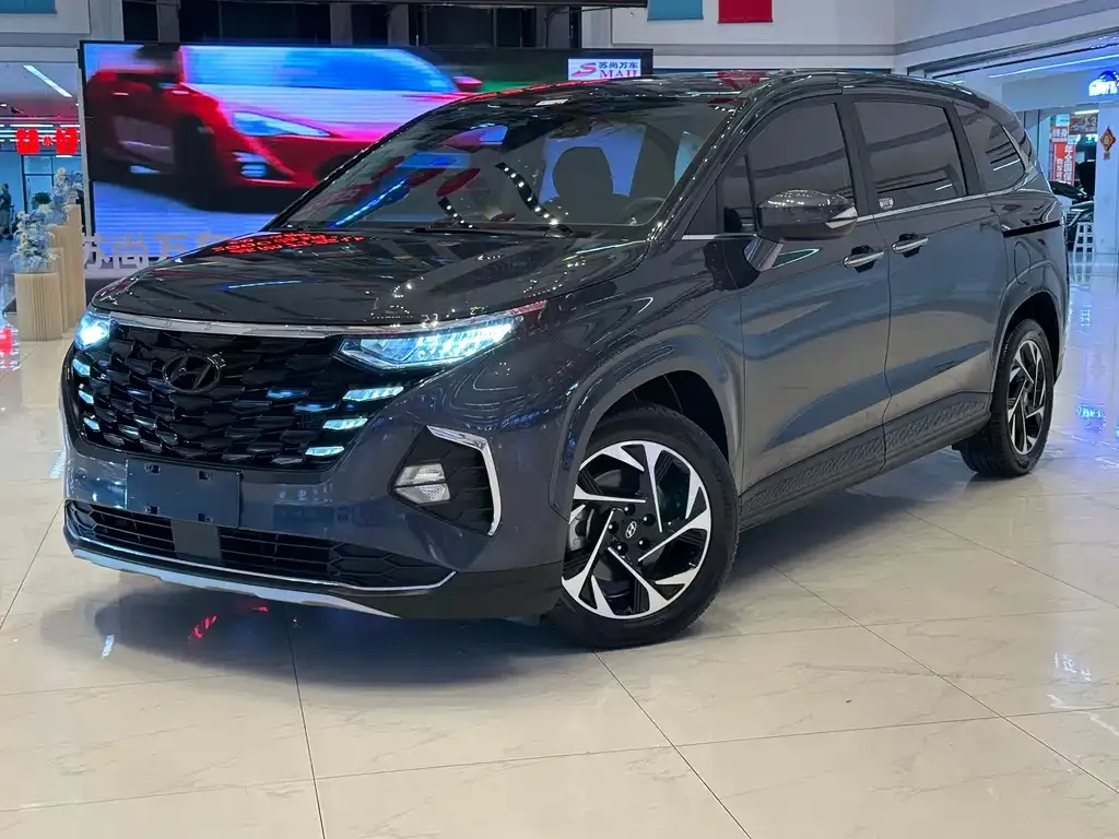 Hyundai Custo — фото 1