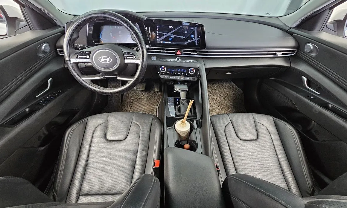 Hyundai AVANTE — фото 9